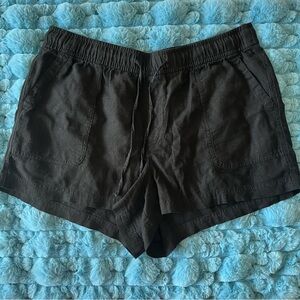 gap black drawstring shorts